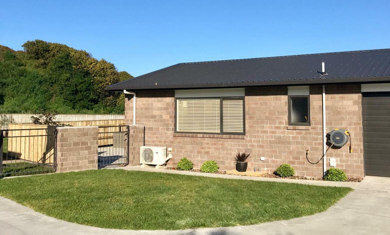 The Klein House Villa Whanganui Exterior photo